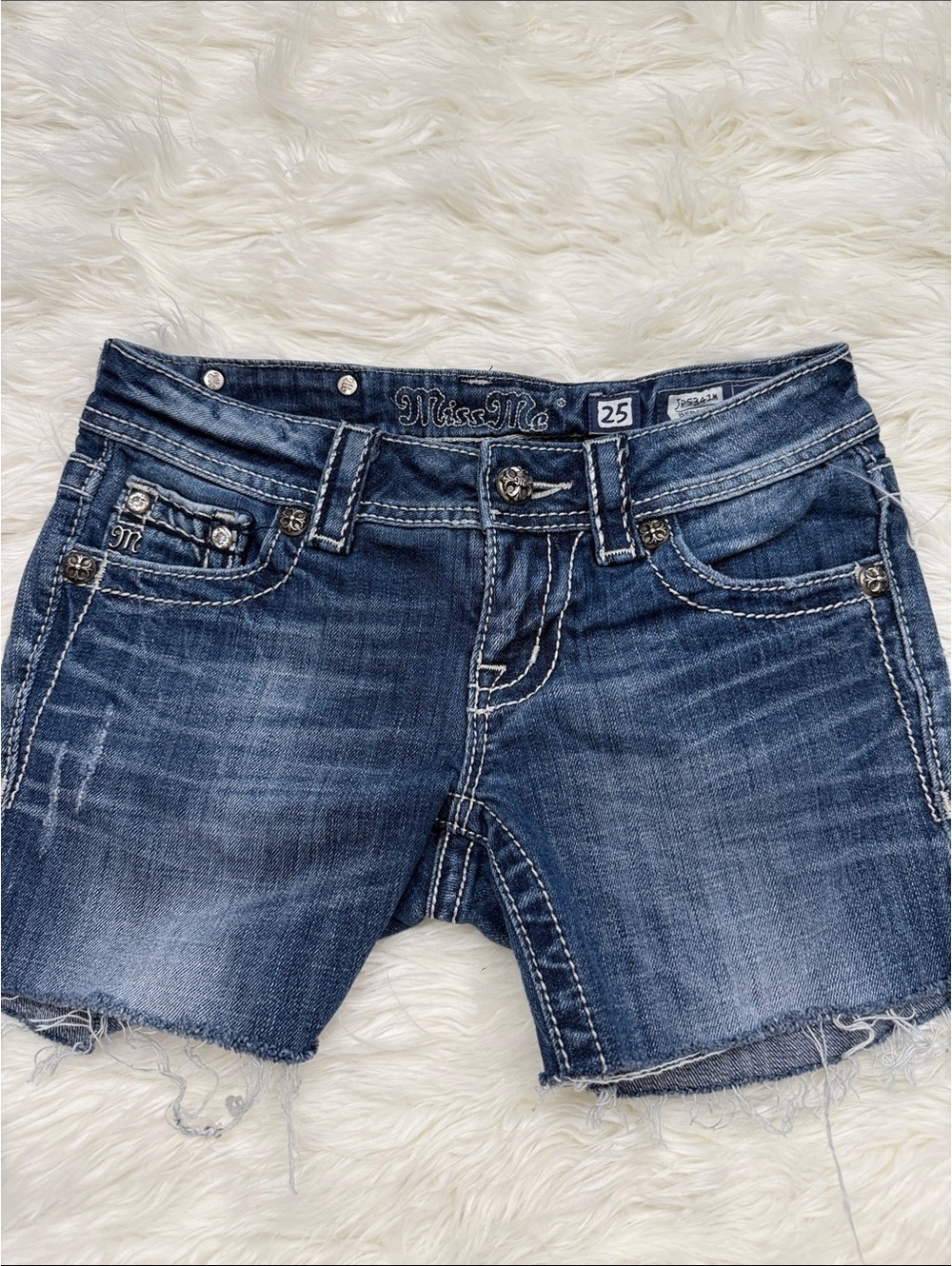 Miss Me Denim Embroidered Pocket Shorts Size 25